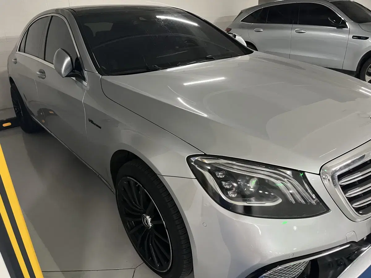 벤츠 GT AMG 20인치 휠타이어